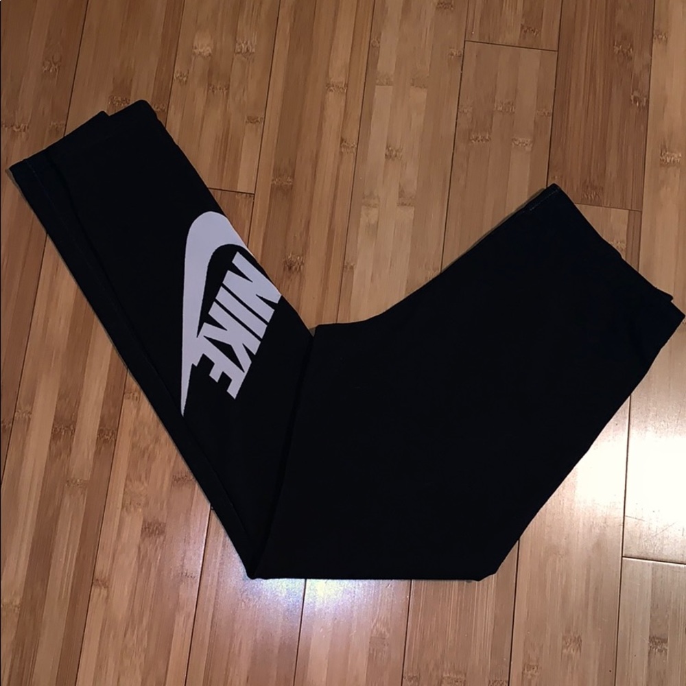 Nike leggings